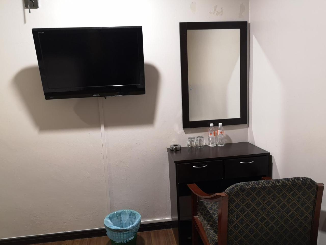 Sai Villa Hotel Near Klia & Klia2 Nilai Eksteriør billede