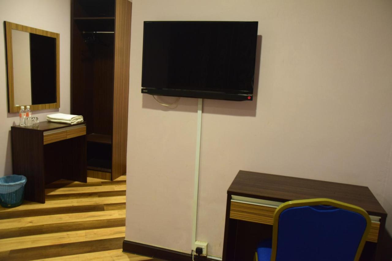 Sai Villa Hotel Near Klia & Klia2 Nilai Eksteriør billede